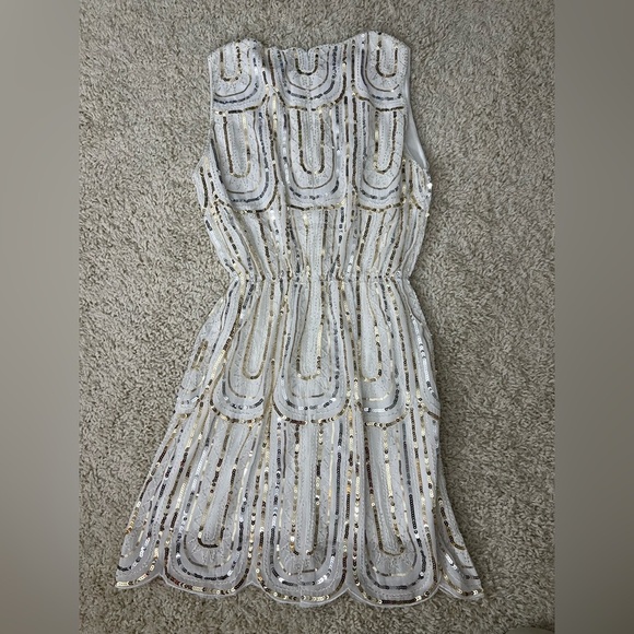 Women’s White and Gold 1920s Cocktail Dress NWOT - Picture 2 of 8